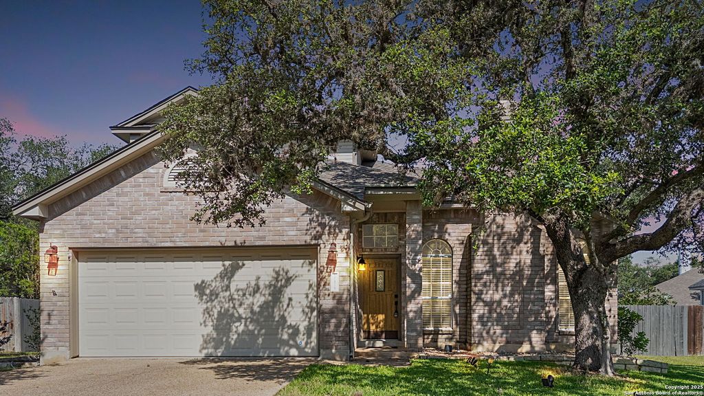 17915 Crystal Knoll, San Antonio, TX 78258