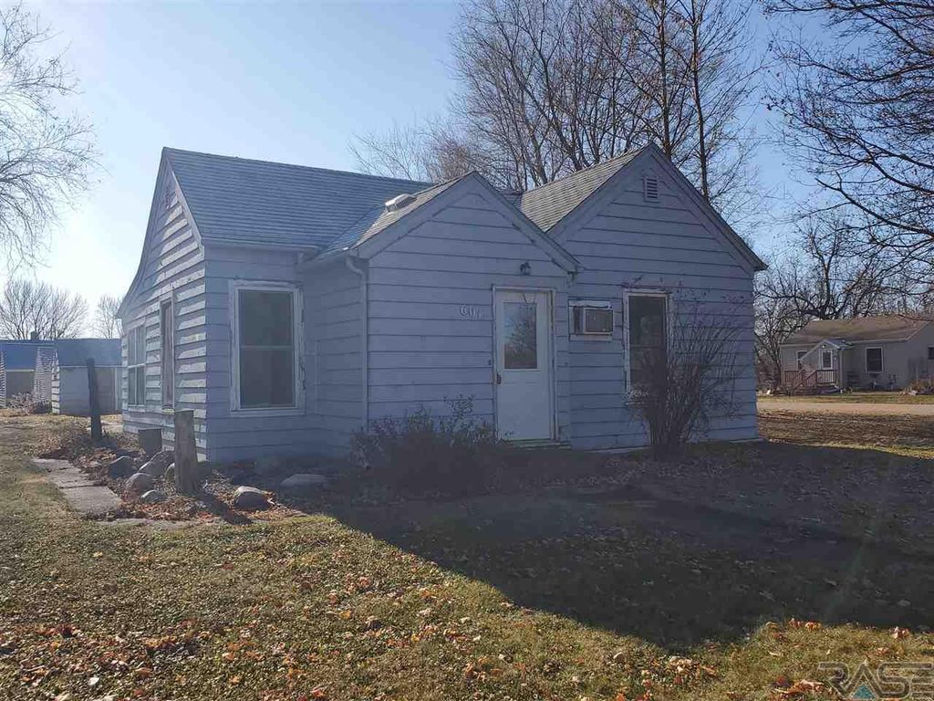 601 Sunnyside Ave, Valley Springs, SD 57068 Trulia