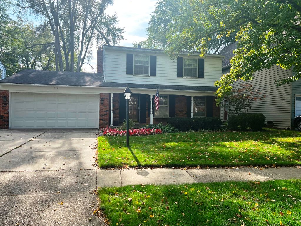 713 Highland Ave, Clawson, MI 48017