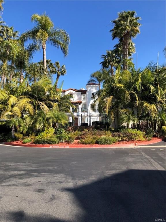 2970 Ballesteros Ln, Tustin, CA 92782