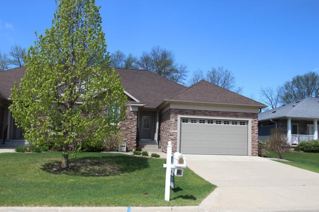 2170 Country Club Dr 2170, Mason City, IA 4 Bed, 3 Bath