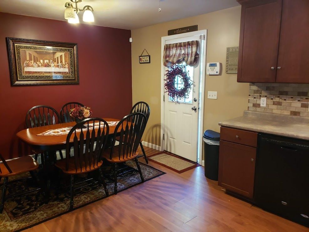 7 Washington Ct, Center Barnstead, NH 3 Bed, 1 Bath