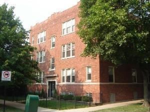 3901 N Claremont Ave #3, Chicago, IL 60618