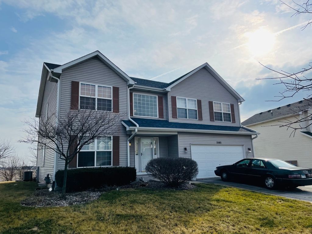 2502 Boxwood Ln, Plainfield, IL 60586