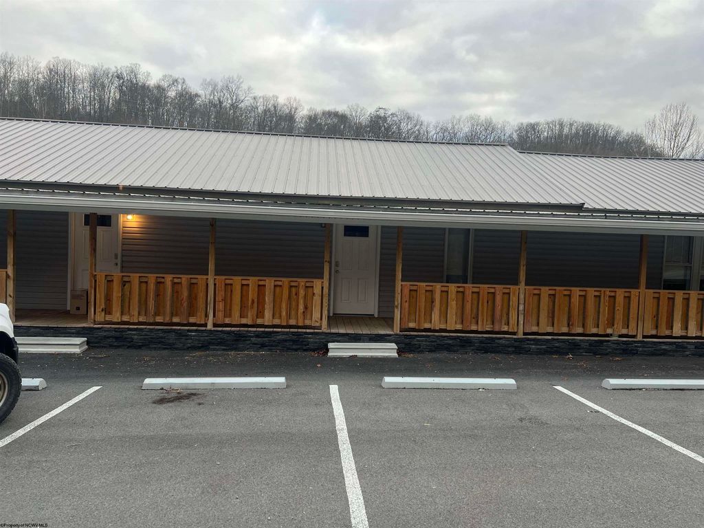 1152 State Highway 5 E 4, Glenville, WV 26351 MLS 10152369 Trulia