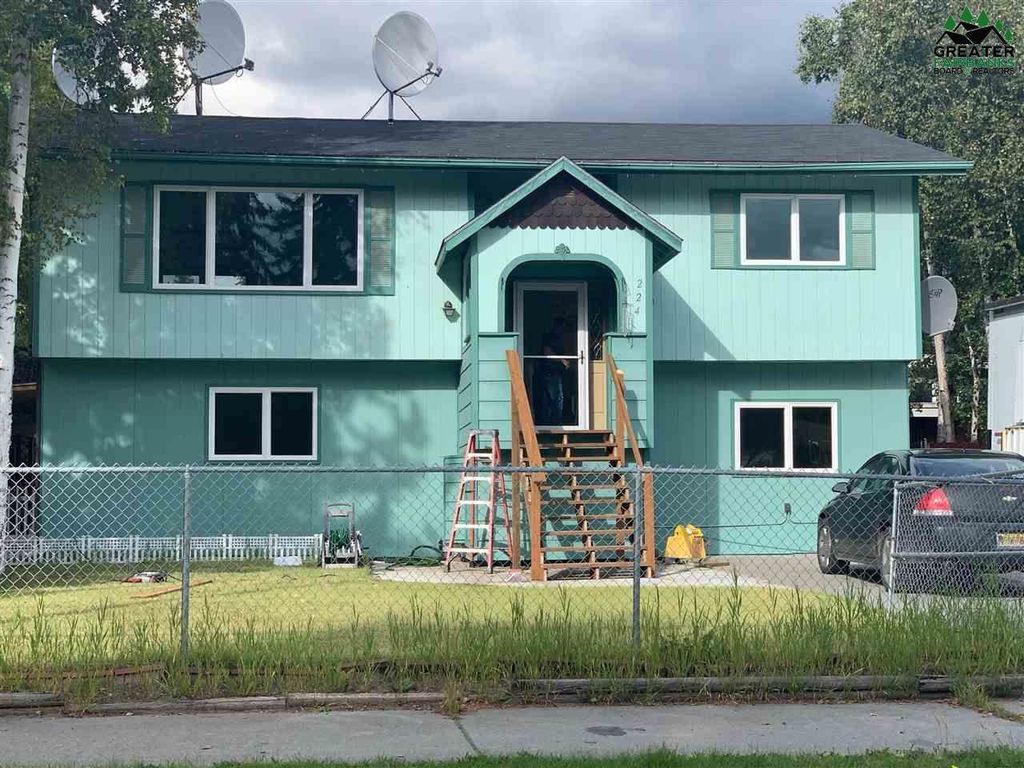 224 Farewell Ave #1, Fairbanks, AK 99701