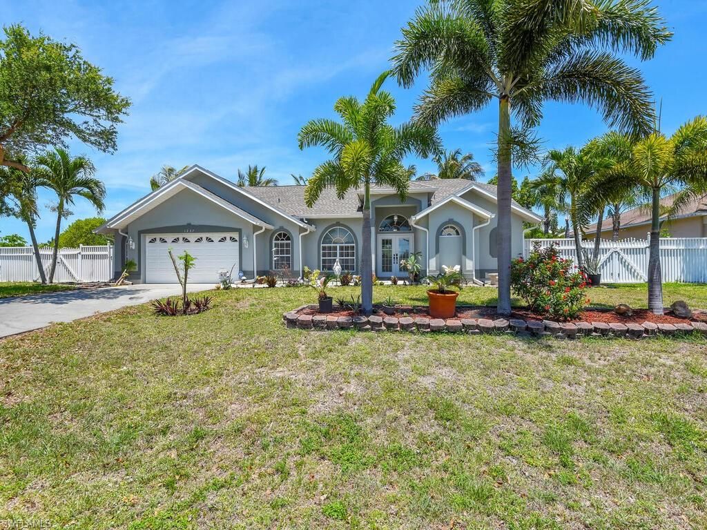 1237 Everest Pkwy, Cape Coral, FL 33904