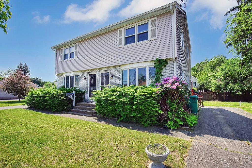 51 Elizabeth St 53, Chicopee, MA 01013 Trulia