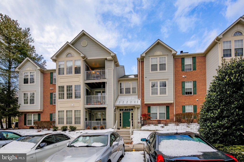 8011 Township Dr #K, Owings Mills, MD 21117