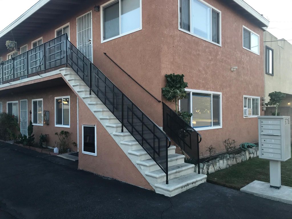 9716 Laurel St #1, Bellflower, CA 90706