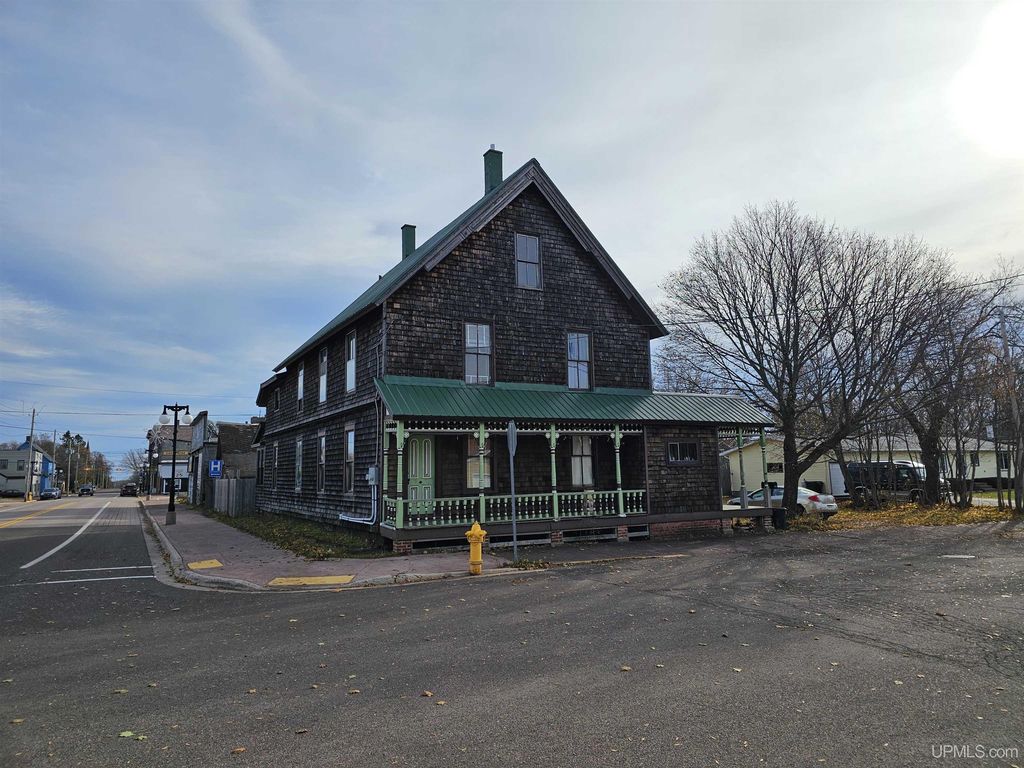 302 Calumet St, Laurium, MI 49913 Trulia