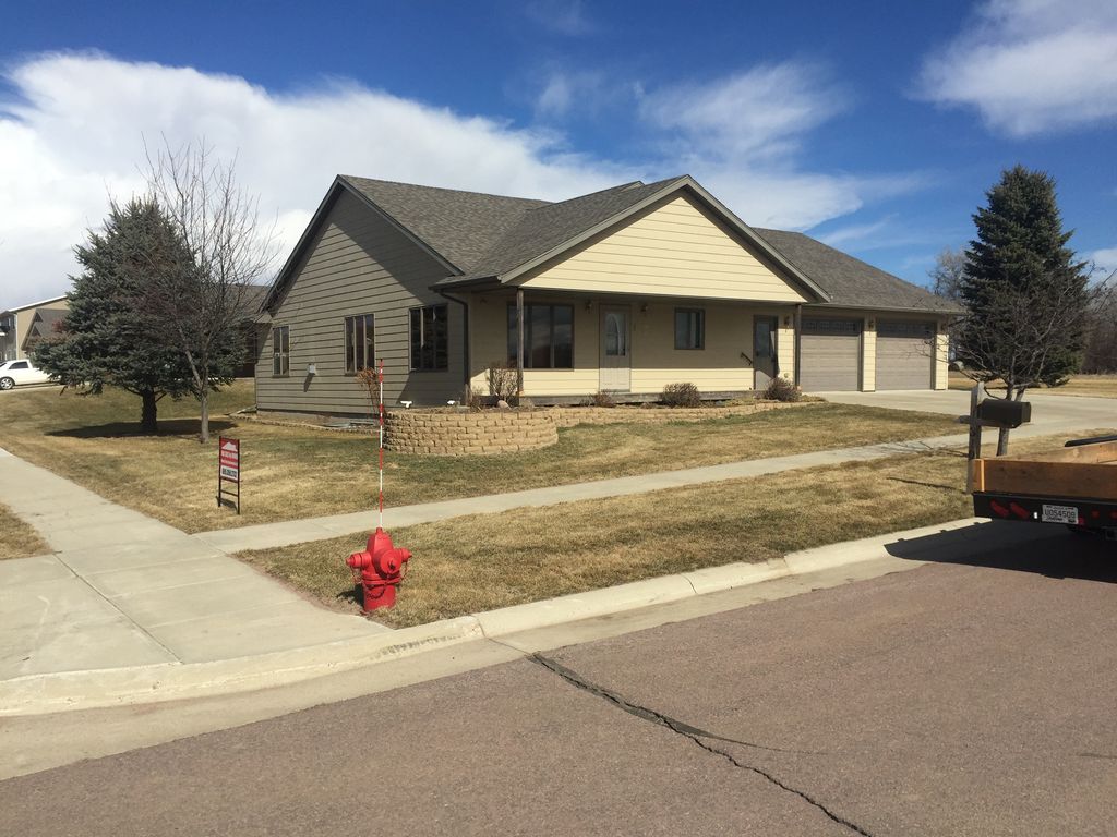 310 W 9th St, Dell Rapids, SD 57022 Trulia