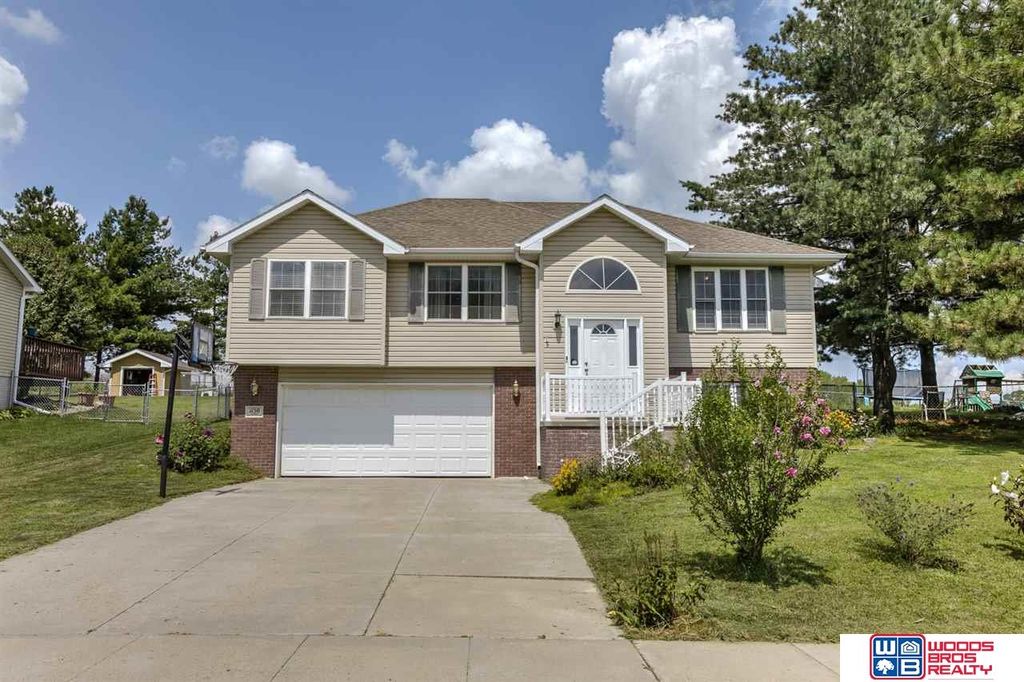 1150 Garden St, NE 68317 Trulia