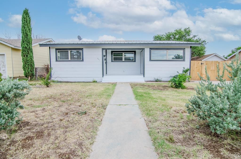 405 W Dormard Ave, Midland, TX 79705