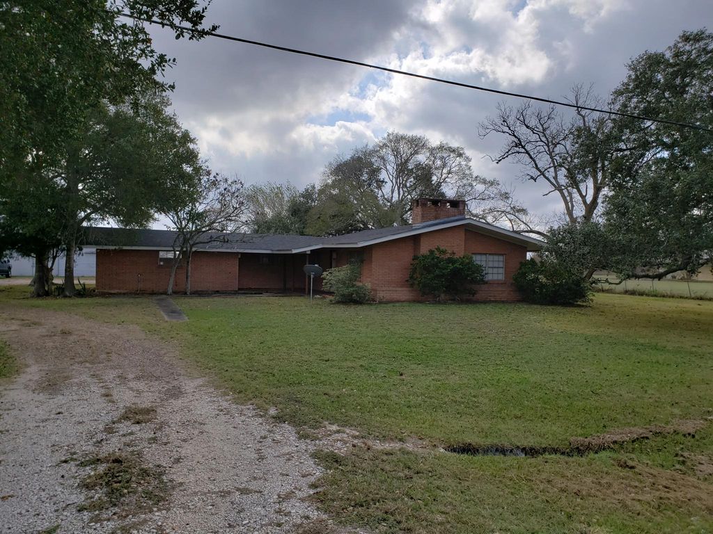 1415 W Main St, Edna, TX 77957 Trulia