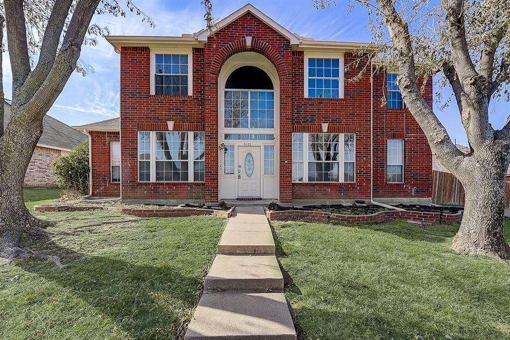 5105 Creekview Cir, The Colony, TX 75056