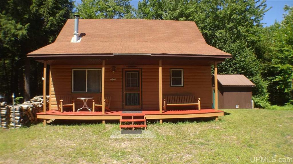 1214 E Burnings Rd, Deerton, MI 49822