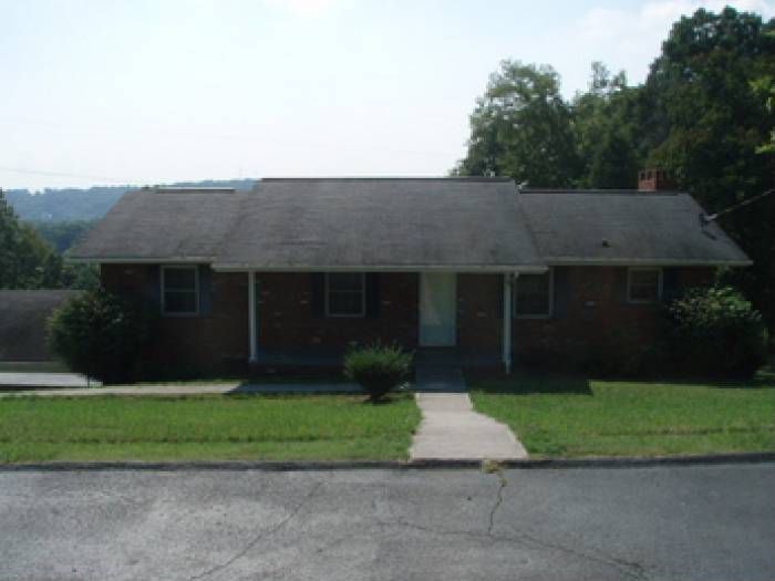 6361 Clinton Hwy, Knoxville, TN 37912