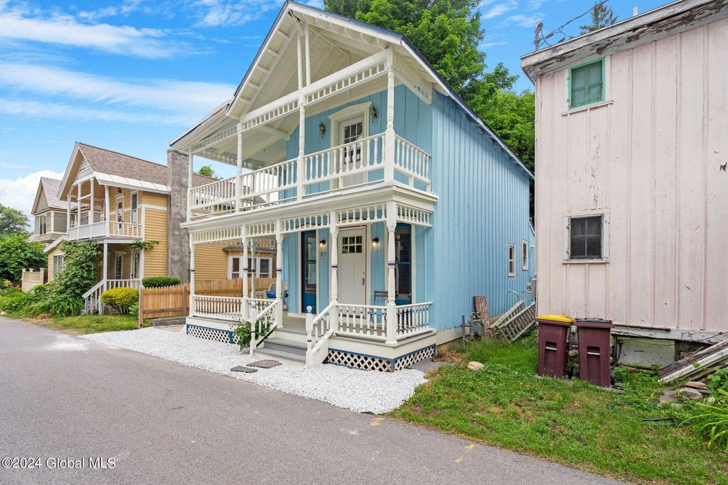 27 Albany Avenue, Round Lake, NY 12151 MLS 202419297 Trulia