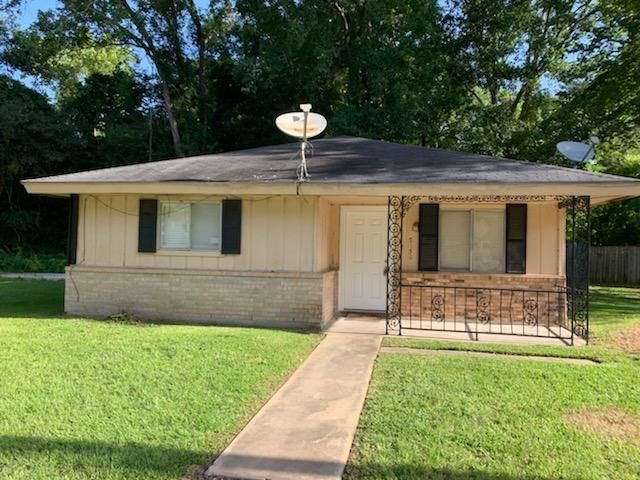 7150 Wall St, Beaumont, TX 77707