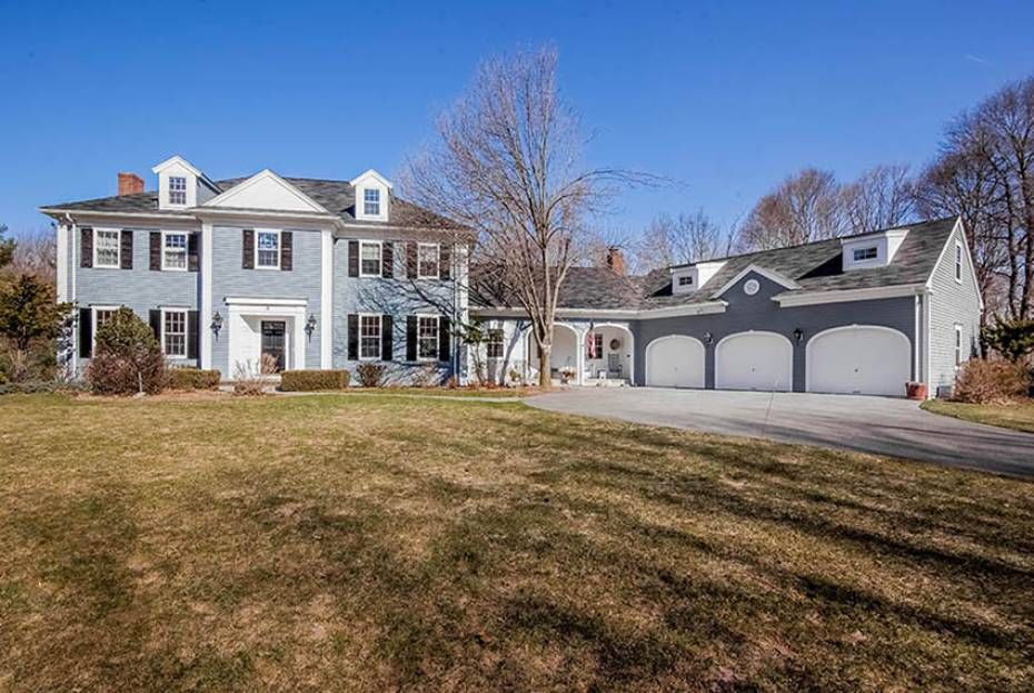 3 Green St, Milton, MA 02186