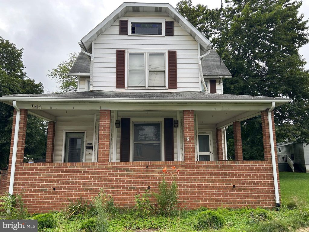 605 W  Front St, Clearfield, PA 16830