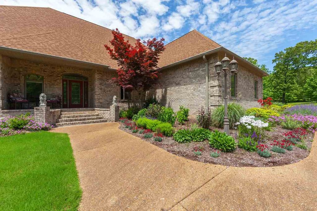 575 Homestead Ln, Henderson, TN 4 Bed, 5 Bath SingleFamily Home 72