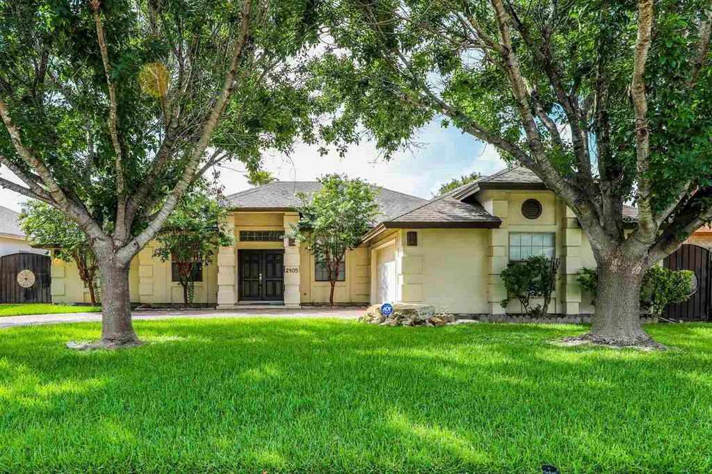 2905 Hemingway Loop, Laredo, TX 78041