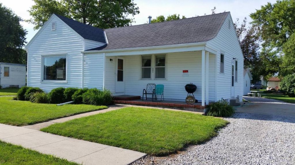 1004 8th Ave, Shenandoah, IA 51601 Trulia