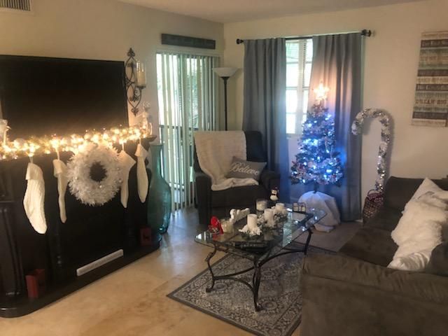 1235 SW 46th Ave #712, Pompano Beach, FL 33069
