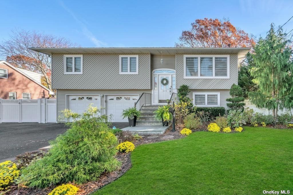 819 Sandra Avenue, West Islip, NY 11795 Trulia