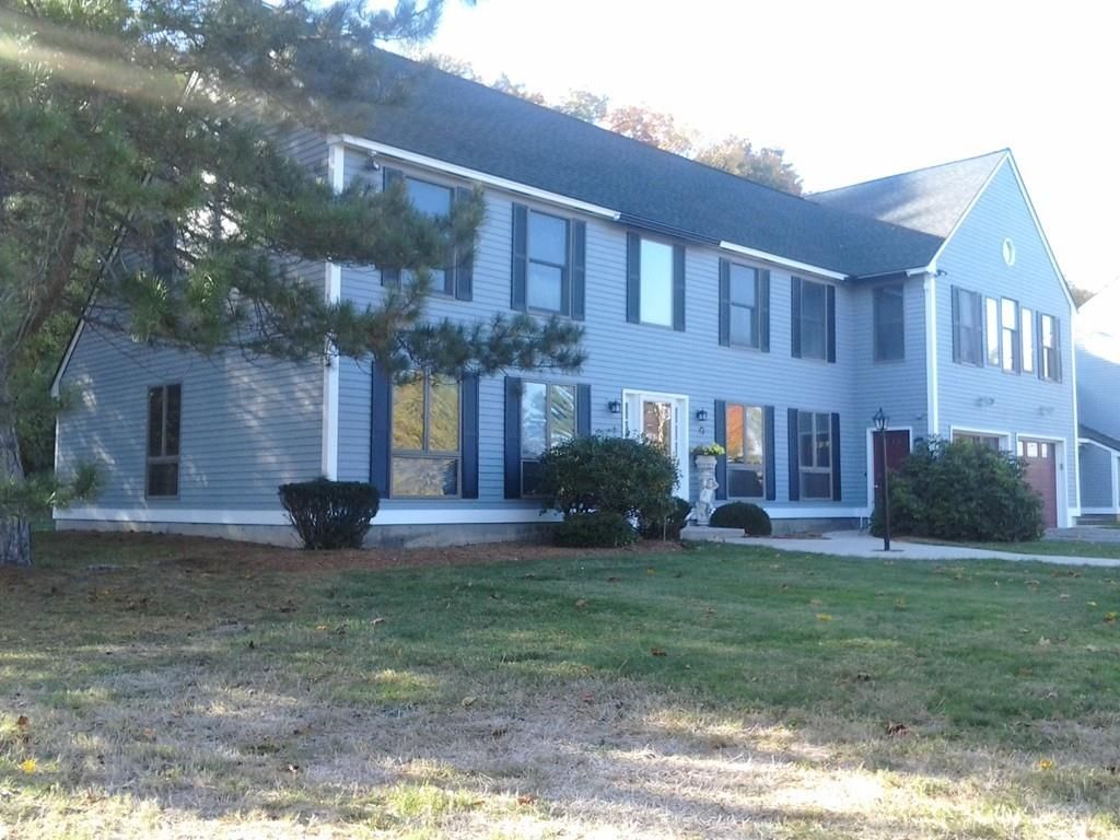 14 Lantern Ln #1, Dracut, MA 01826