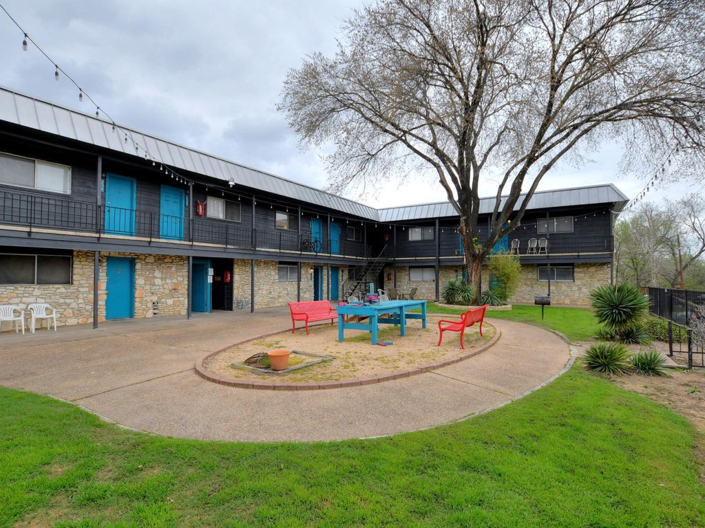 600 E 53rd St, Austin, TX 78751