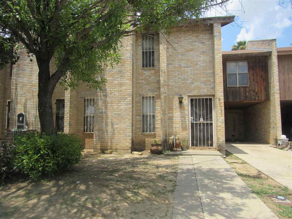 2600 E  Montgomery St #8, Laredo, TX 78043