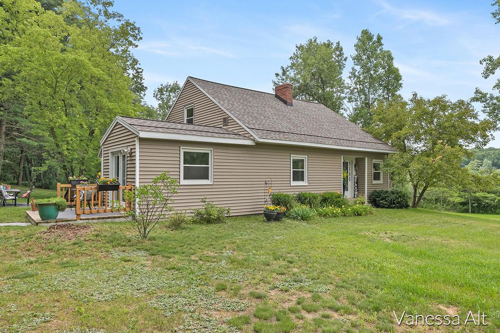 7151 Blakely Dr NE, Rockford, MI 49341 Trulia