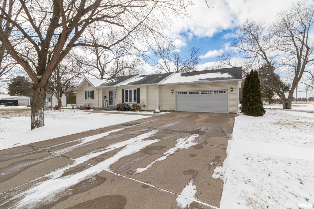 227 N Adams St, Brimfield, IL 61517 Trulia