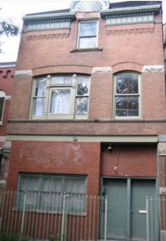 1346 N Artesian Ave, Chicago, IL 60622