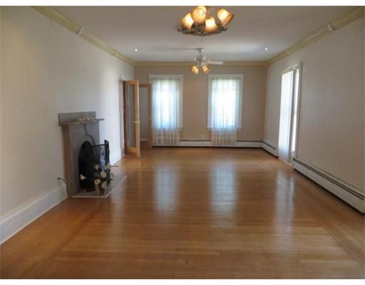 30 Portland St #30, Lynn, MA 01902