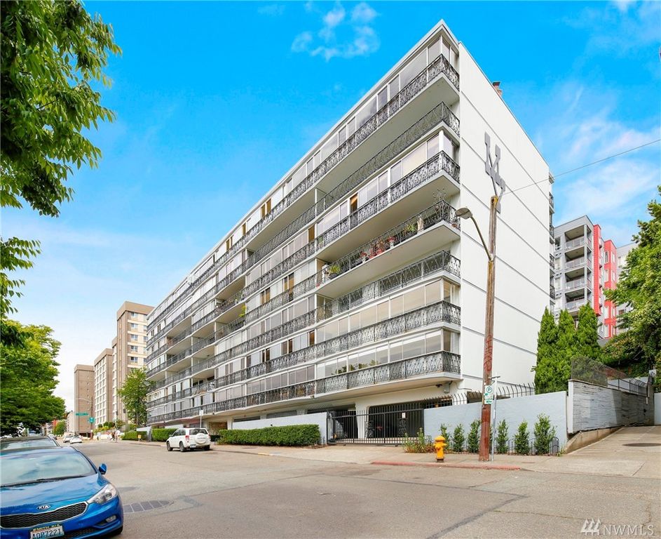 1740 Melrose Ave #206, Seattle, WA 98122