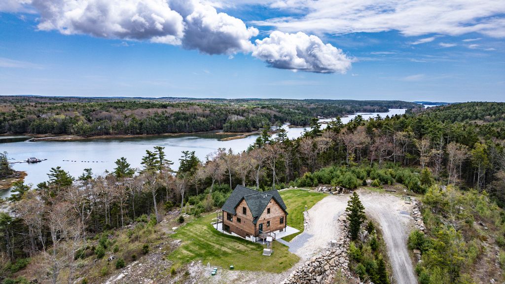 232 Mountain Road, Bath, ME 04530