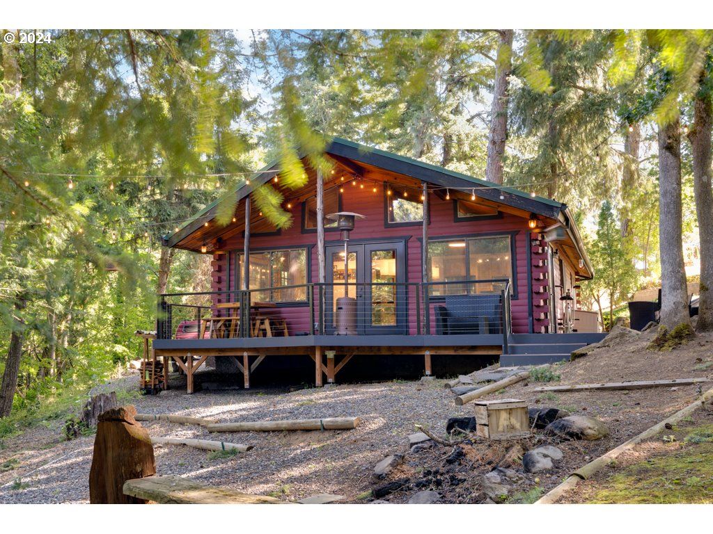 4480 Post Canyon Dr, Hood River, OR 97031
