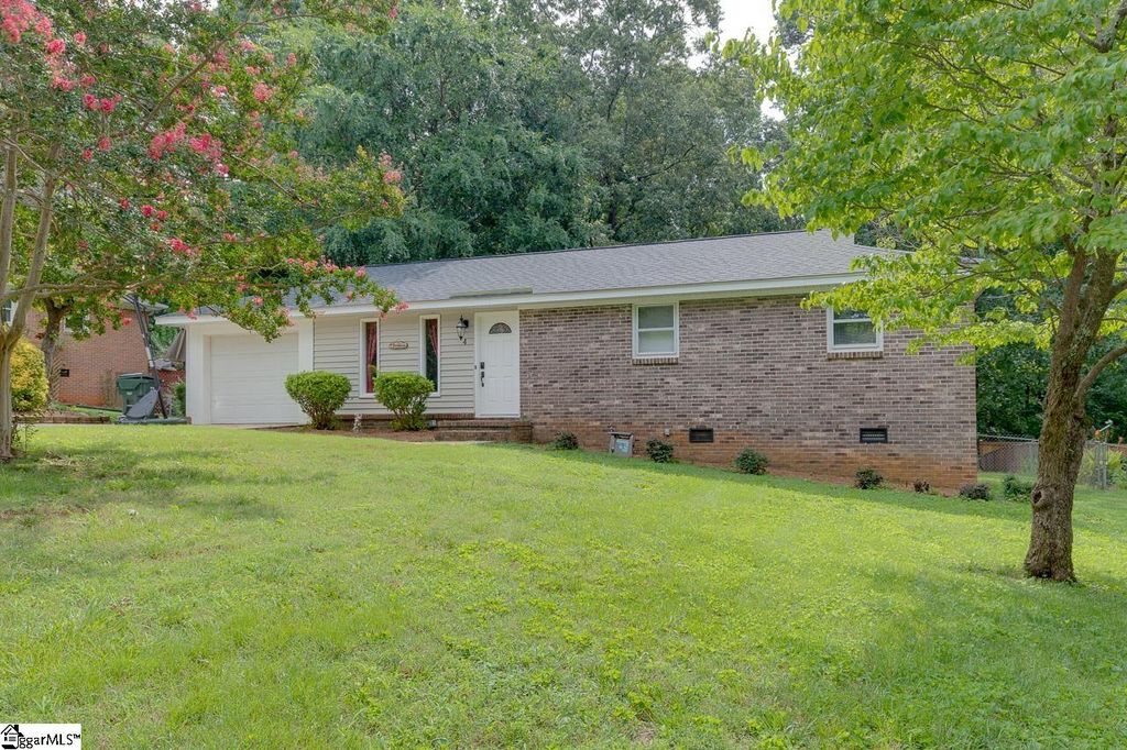 4 Darby Ct, Taylors, SC 29687 Trulia