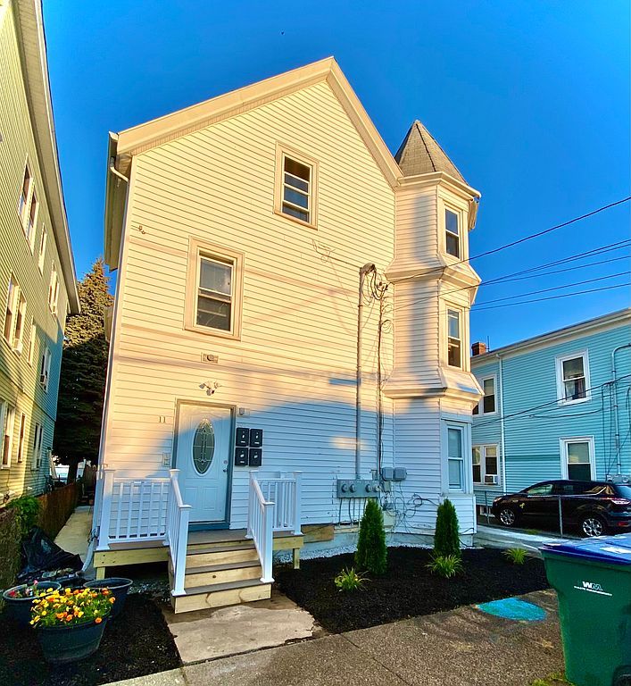 11 Clarendon Ave #3, Lynn, MA 01902