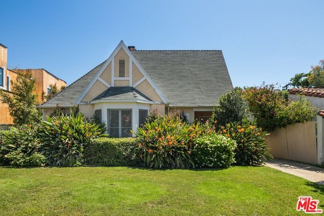 1342 Woodruff Ave, Los Angeles, CA 90024