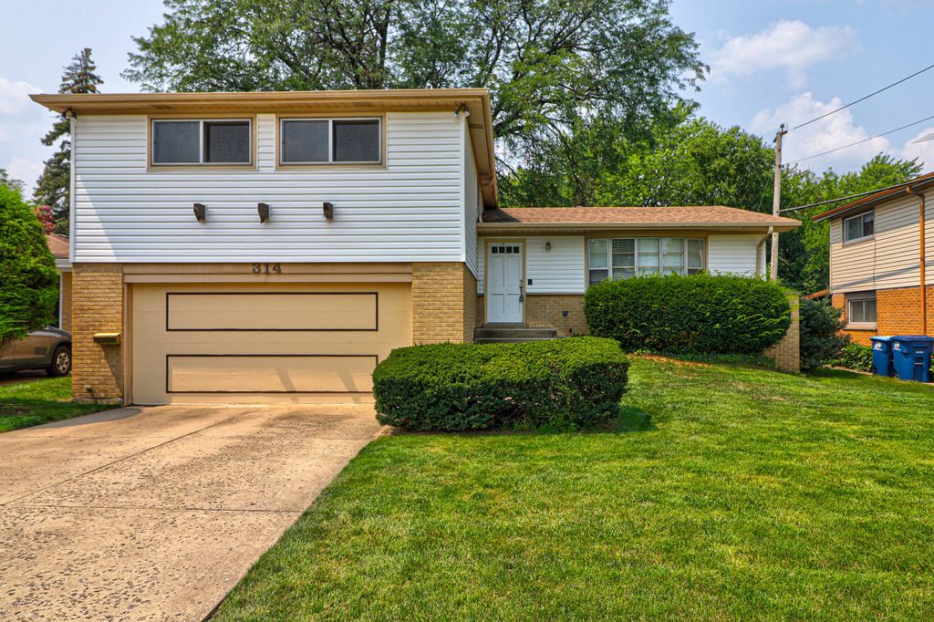 314 Wilkins Dr, Des Plaines, IL 60016