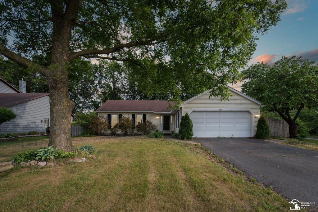 3965 W Sterns Rd, Lambertville, MI 48144 MLS 50130439 Trulia