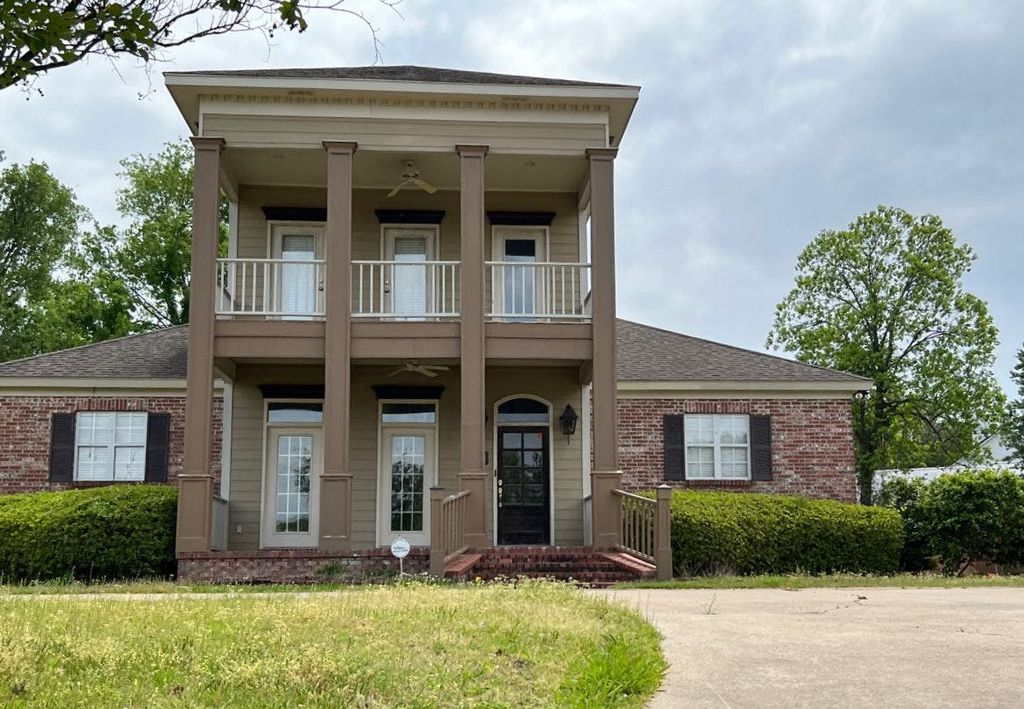 2426 Malmaison St, Greenville, MS 38701 Trulia