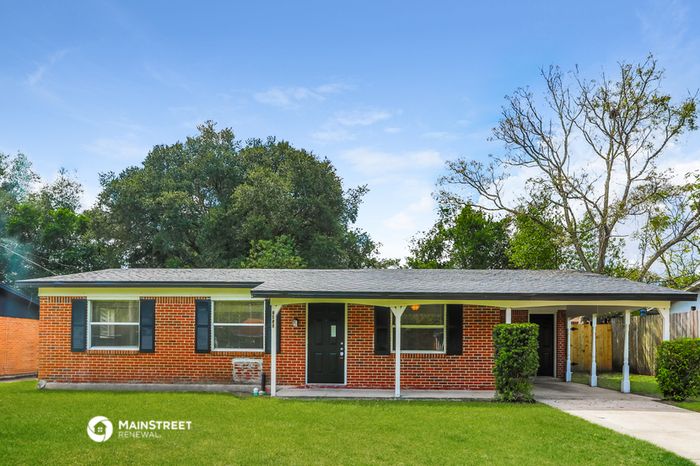 7450 Impala Ln, Jacksonville, FL 32244