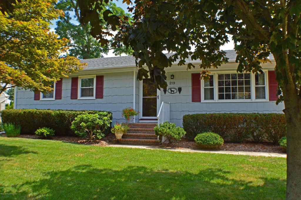 219 Whale Pond Rd, Oakhurst, NJ 07755 Trulia