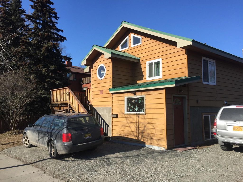 531 W 15th Ave, Anchorage, AK 99501